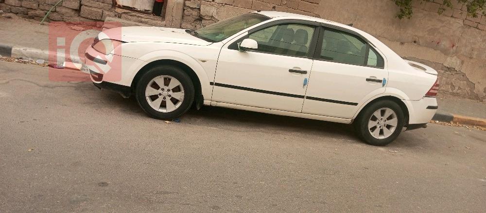 فورد مونديو